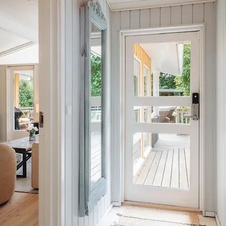 Det Nyrenoverede - Tæt På Det Hele Feriehus